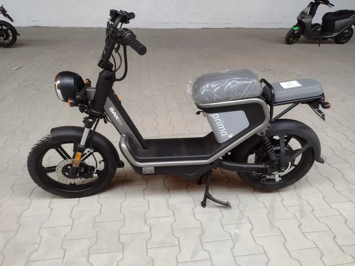 SAXXX Prima E Roller UVP 1899,-€